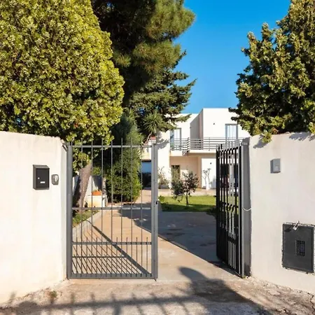 ヴィラ Francesca *